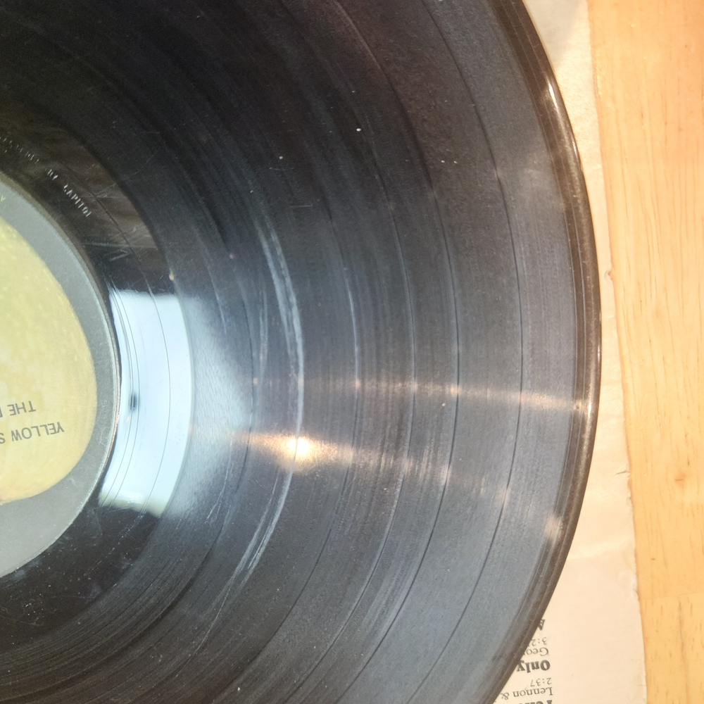 The Beatles Yellow Submarine Vinyl Record - Picture 5 of 10